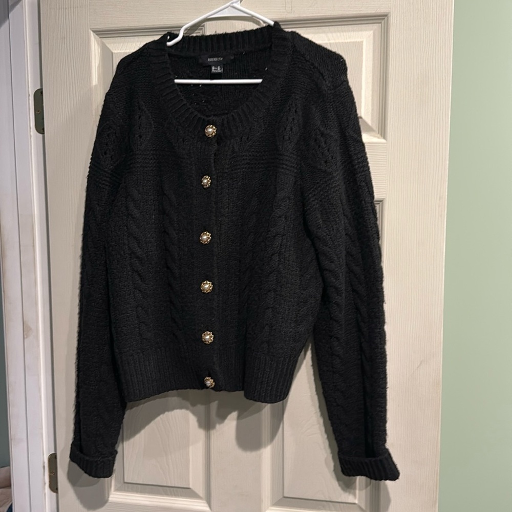 Ladies 2x Black Button Down Sweater Forever 21